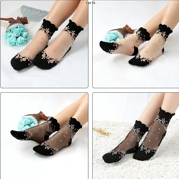 New Women’s Crystal Silk Rose 🧦 Socks - Picture 2 of 7